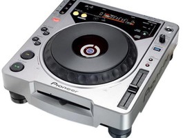 Pioneer CDJ 800